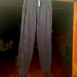 Black Lululemon high-rise rulu joggers